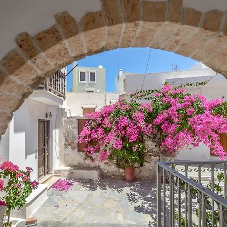 Honey & Cinnamon Luxury Suite Naxos City Exterior photo