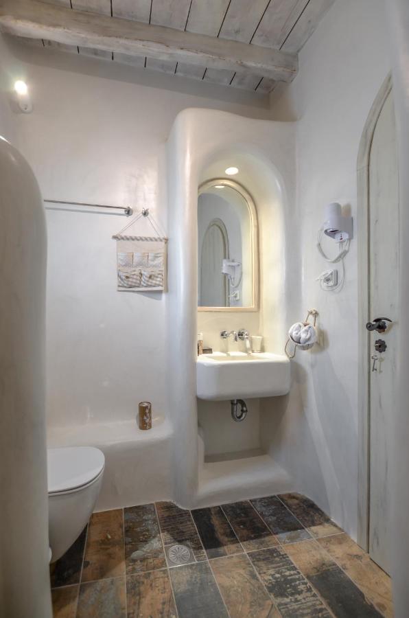 Honey & Cinnamon Luxury Suite Naxos City Exterior photo
