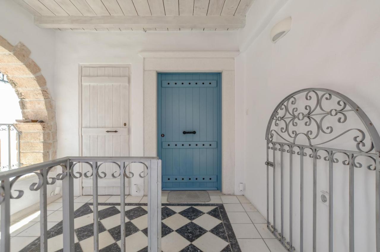 Honey & Cinnamon Luxury Suite Naxos City Exterior photo